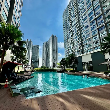 Ioi Conezion Residence Nearby Ioi City Mall Seri Kembangan Exterior photo