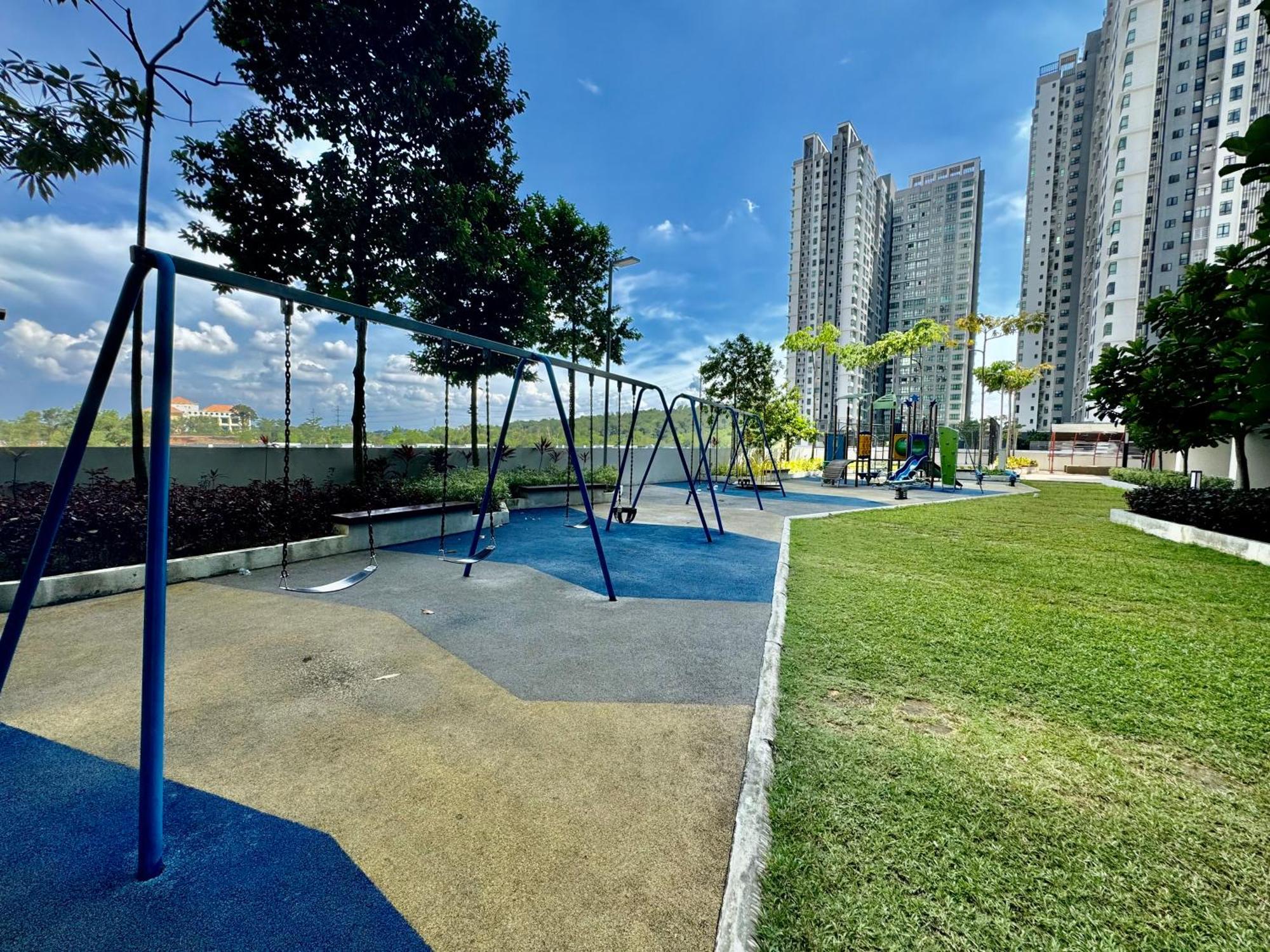 Apartment Ioi Conezion Nearby Ioi Mall Serdang (Selangor)